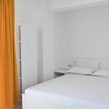 Roapart B2 2 Si 3 Terase Spatioase Si Parcare Appartement Năvodari