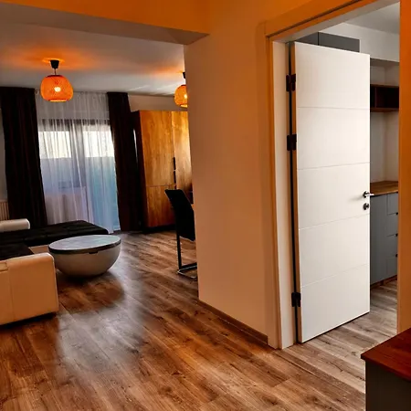 Roapart B2 2 Si 3 Terase Spatioase Si Parcare * Năvodari
