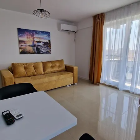 Apartment Roapart B2 2 Si 3 Terase Spatioase Si Parcare Navodari